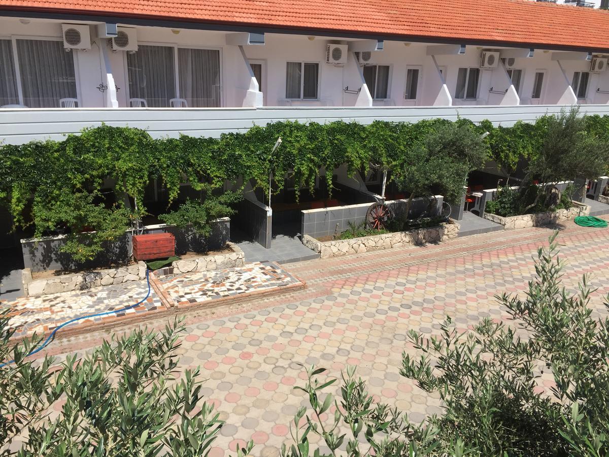 Karakas Motel Айвалык Экстерьер фото