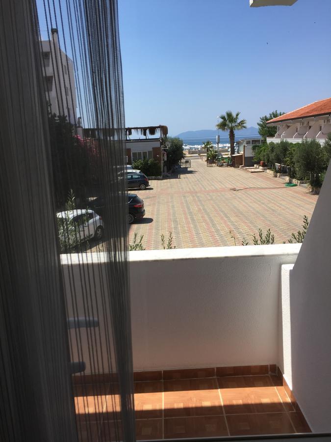 Karakas Motel Айвалык Экстерьер фото