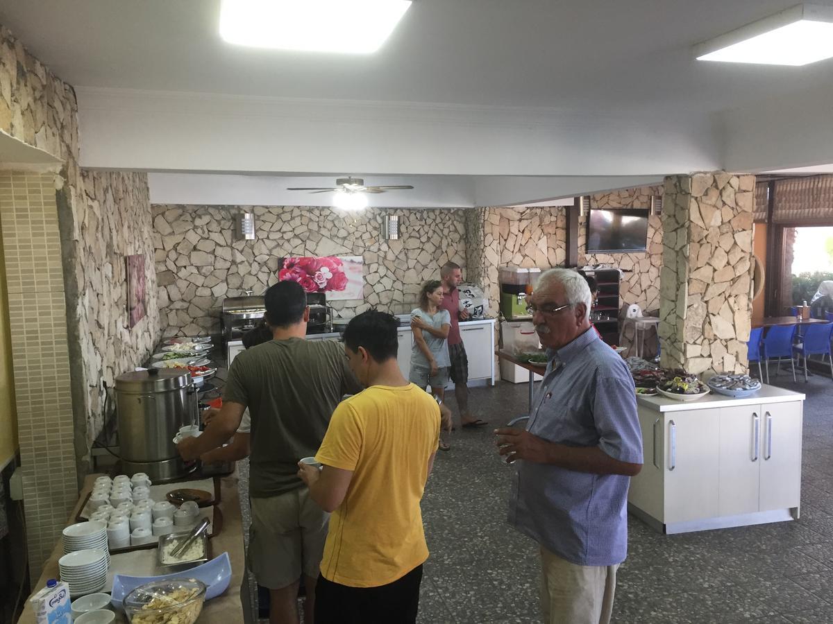 Karakas Motel Айвалык Экстерьер фото